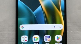 Good
													Moto G 5G (2025) - Unlocked, Gray, 128 GB, photo 2 of 7