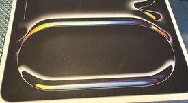 New
													Apple iPad Pro 13" (M4) 2024 - Wi-Fi, Black, 256 GB, 8 GB, A2925, Standard Glass, photo 1 of 3