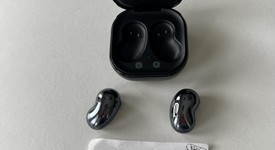 Used
													Samsung Galaxy Buds Live - Black, SM-R180, photo 1 of 8