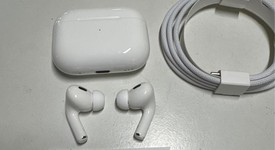 Used
													Apple AirPods Pro 2nd Gen - USB-C, photo 2 of 3