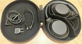Used
													Sony WH-1000XM4 - Black, photo 4 of 4