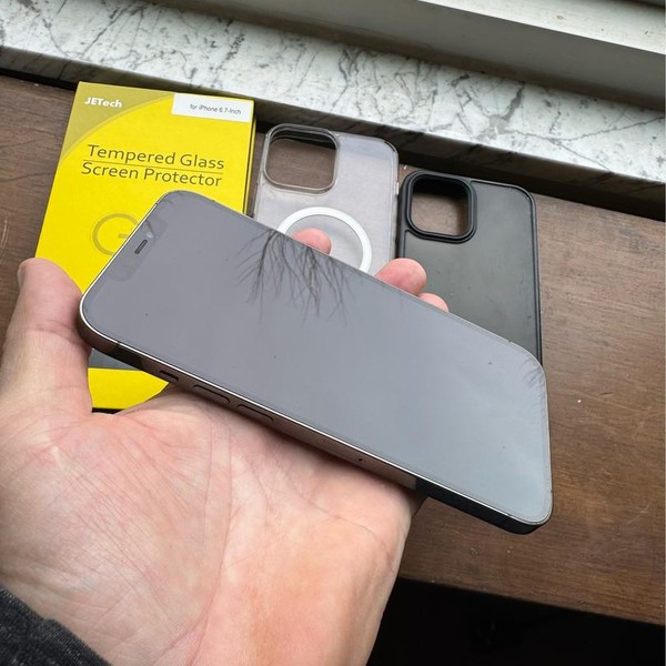 Apple iPhone 12 Pro Max - Unlocked, 256 GB, Graphite, A2342