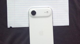 Mint
													Apple iPhone Air - Unlocked, Cloud White, 256 GB, A3260, photo 2 of 8