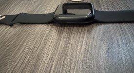Good
													Apple Watch Series 9 45mm - Unlocked, Midnight, A2984 - Cellular, Aluminum, photo 3 of 6