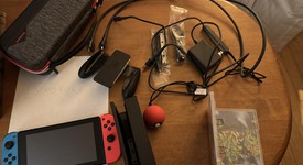 Fair
													Nintendo Switch - Red & Blue, 32 GB, photo 3 of 6