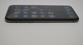 Good
													Apple iPhone Xs - Unlocked, Gray, 64 GB, A1920, photo 5 of 9
