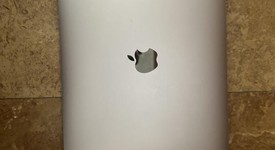 Fair
													MacBook Pro 2018 (With Touch Bar) - 13" - I5, Gray, 256 GB, 8 GB, photo 2 of 5