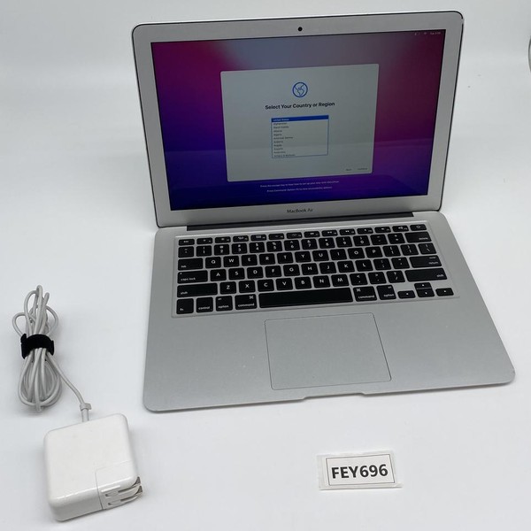 MacBook Air 2017 - 13 inch - 128 GB, Silver, 8 GB, Intel Core i5