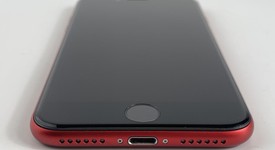 Fair
													Apple iPhone SE 3rd Gen 2022 - Unlocked, Red, 64 GB, A2595, photo 5 of 7