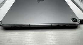 Mint
													Apple iPad Air 11" (M2) 2024 - Unlocked, Gray, 128 GB, A2903, photo 5 of 8