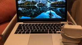Good
													MacBook Pro 2015 (Retina) - 13" - Silver, 1 TB, 16 GB, photo 1 of 9