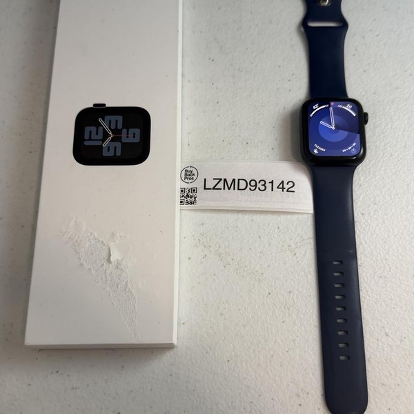 Apple Watch SE 2nd Gen 44mm - Unlocked, Midnight, A2727 - Cellular, Aluminum