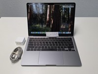 MacBook Air 2024 (M3) - 13"