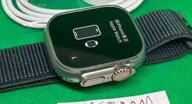 Mint
													Apple Watch Ultra 49mm - Unlocked, Titanium, A2622, photo 4 of 5