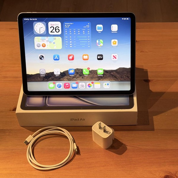 Apple iPad Air 11 inch (M3) 2025 - Wi-Fi, 256 GB, Blue, A3266