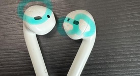 Used
													Apple AirPods 2nd Gen - Lightning Case, photo 2 of 6