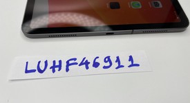 Fair
													Apple iPad Pro 11" 2nd Gen 2020 - Unlocked, Gray, 128 GB, A2068, photo 5 of 10