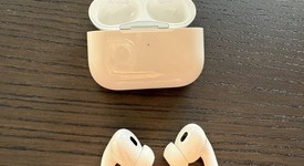 Used
													Apple AirPods Pro 2 - USB-C, photo 4 of 6