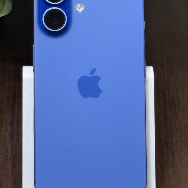 Apple iPhone 16 - Unlocked, 128 GB, Ultramarine, A3081