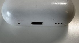 Used
													Apple AirPods Pro 2 - Lightning, photo 1 of 7