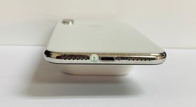 Good
													Apple iPhone X - Unlocked, Silver, 64 GB, A1865, photo 5 of 9