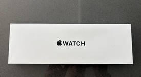 Mint
													Apple Watch SE 2nd Gen 44mm - Midnight, A2723 - GPS, Aluminum, photo 2 of 12