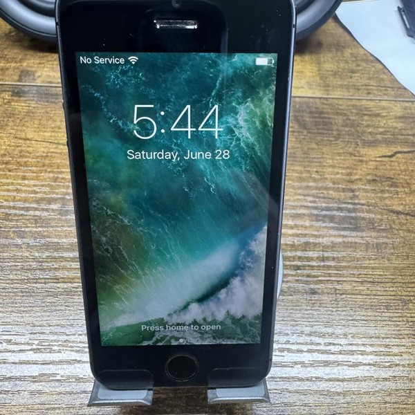 Apple iPhone 5S - AT&T, 16 GB, Gray, A1533