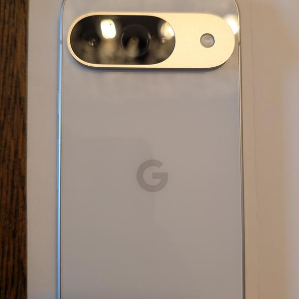 Google Pixel 9 - Unlocked, 128 GB, Porcelain, 12 GB, G2YBB