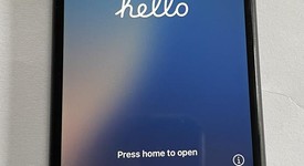 Good
													Apple iPhone SE 2nd Gen 2020 - Unlocked, Black, 128 GB, A2275, photo 2 of 4