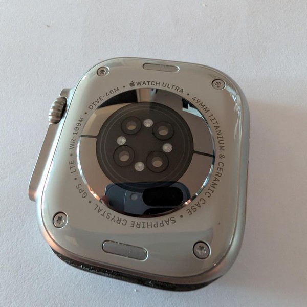 Apple Watch Ultra 2 49mm - Unlocked, Natural, A2986