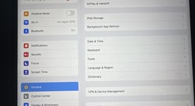 Good
													Apple iPad Pro 12.9" 6th Gen 2022 - Wi-Fi, Gray, 128 GB, photo 1 of 7