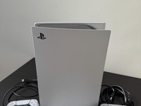 PlayStation 5 Standard Edition (2020)