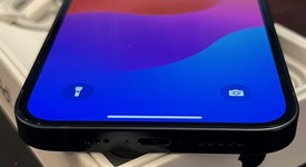 Mint
													Apple iPhone 13 - Unlocked, Midnight, 128 GB, A2482, photo 4 of 11