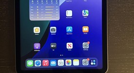 Mint
													Apple iPad Air 5th Gen - Wi-Fi, Gray, 64 GB, A2588, photo 1 of 9