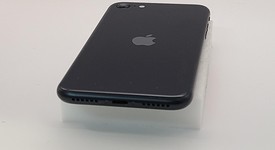 Mint
													Apple iPhone SE 3rd Gen 2022 - AT&T, Midnight, 64 GB, A2595, photo 4 of 7