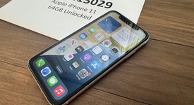 Fair
													Apple iPhone 11 - Unlocked, White, 64 GB, A2111, photo 2 of 6