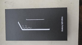 New
													Samsung Galaxy S25 Ultra - Unlocked, Black, 512 GB, 12 GB, SM-S938U1, photo 1 of 5