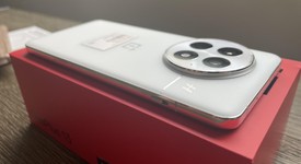 Mint
													OnePlus 13 - Unlocked, Arctic Dawn, 512 GB, 16 GB, photo 4 of 22
