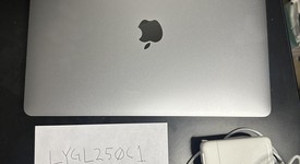 Good
													MacBook Pro 2020 - 13" - Apple M1, Gray, 512 GB, 8 GB, photo 3 of 5