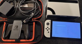 Mint
													Nintendo Switch - OLED - White, 64 GB, photo 2 of 5