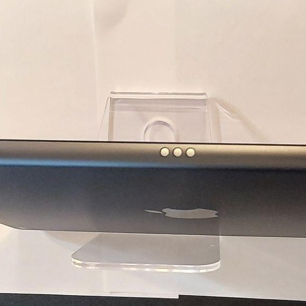 Apple iPad 8th Gen - Unlocked, 32 GB, Gray, A2428