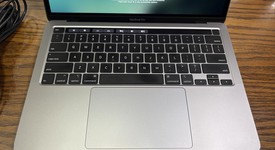 Good
													MacBook Pro 2020 - 13" - I7, Gray, 1 TB, 16 GB, photo 3 of 9