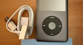 Fair
													Apple iPod Classic 7th Gen 2009 - Black, 160 GB, photo 1 of 10