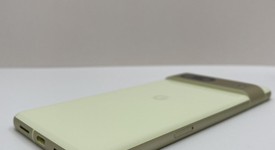 Fair
													Google Pixel 7 - Unlocked, Lemongrass, 256 GB, 8 GB, GVU6C, Sub-6 5G, photo 4 of 6