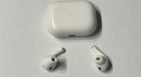 Used
													Apple AirPods Pro 2nd Gen - USB-C, photo 4 of 4