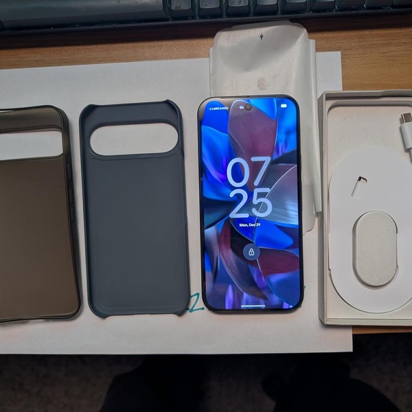 Google Pixel 9 Pro - Unlocked, Obsidian, 256 GB, 16 GB, GR83Y