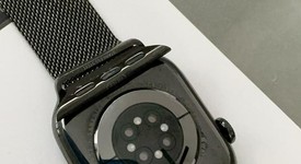 Mint
													Apple Watch Series 10 42mm - Unlocked, Slate, A3001 - Cellular, Titanium, photo 3 of 10