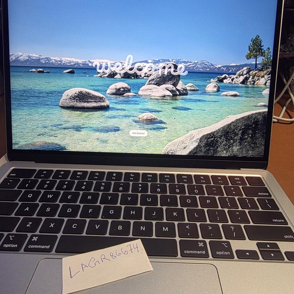 MacBook Air 2025 (M4) - 13 inch - 256 GB, Silver, 16 GB, Apple M4