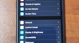 Good
													Apple iPhone 7 - Verizon, Jet Black, 32 GB, A1660, photo 1 of 3