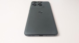 Mint
													Motorola Edge (2025) - T-Mobile, 256 GB, photo 2 of 6